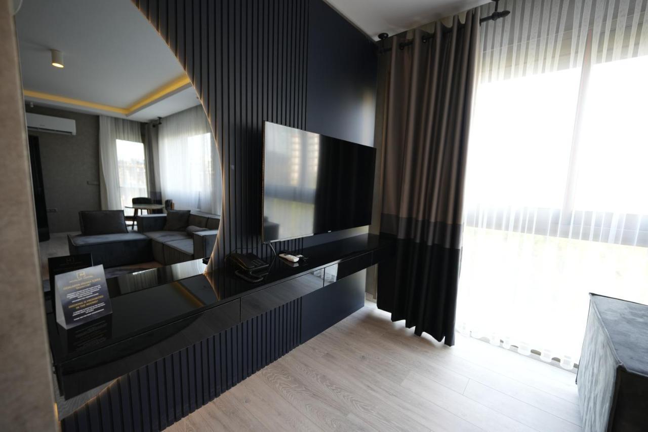 Marlen Hotel Bayrakli Izmir Exterior photo