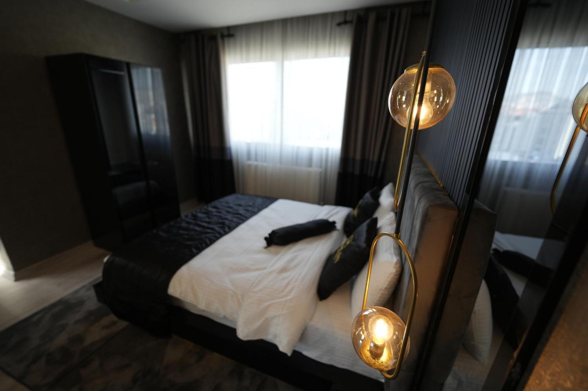Marlen Hotel Bayrakli Izmir Exterior photo